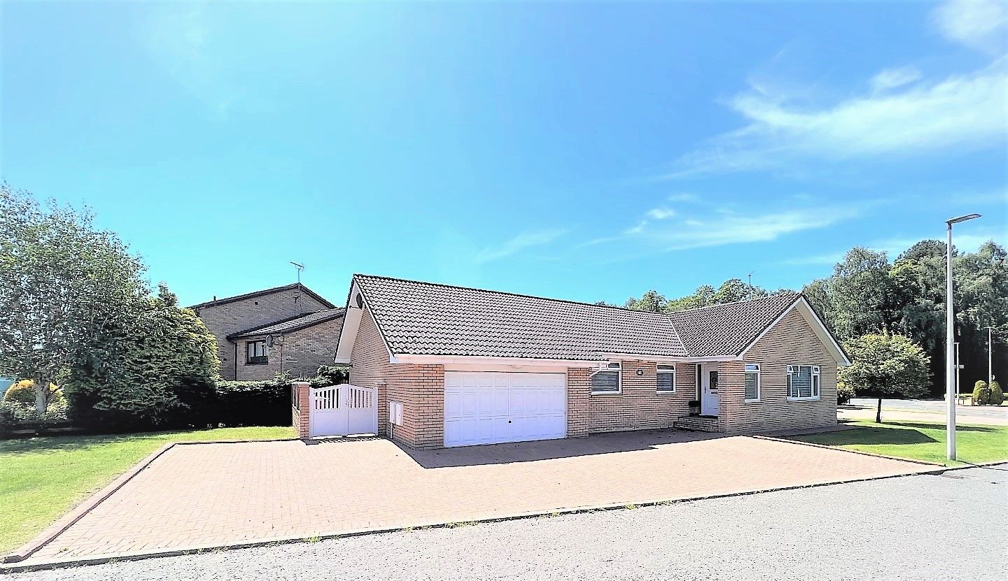 4 bed detached bungalow for sale in Sunningdale Wynd, Bothwell G71 Zoopla