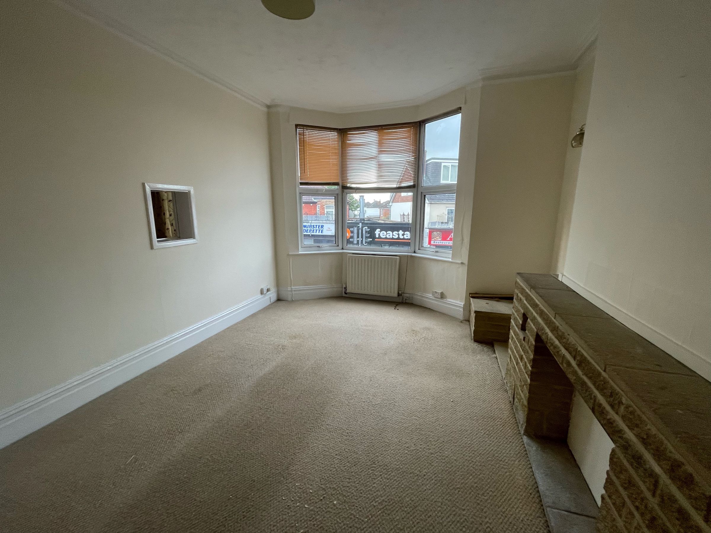 2 bed flat to rent in Charminster Road, Bournemouth BH8 Zoopla