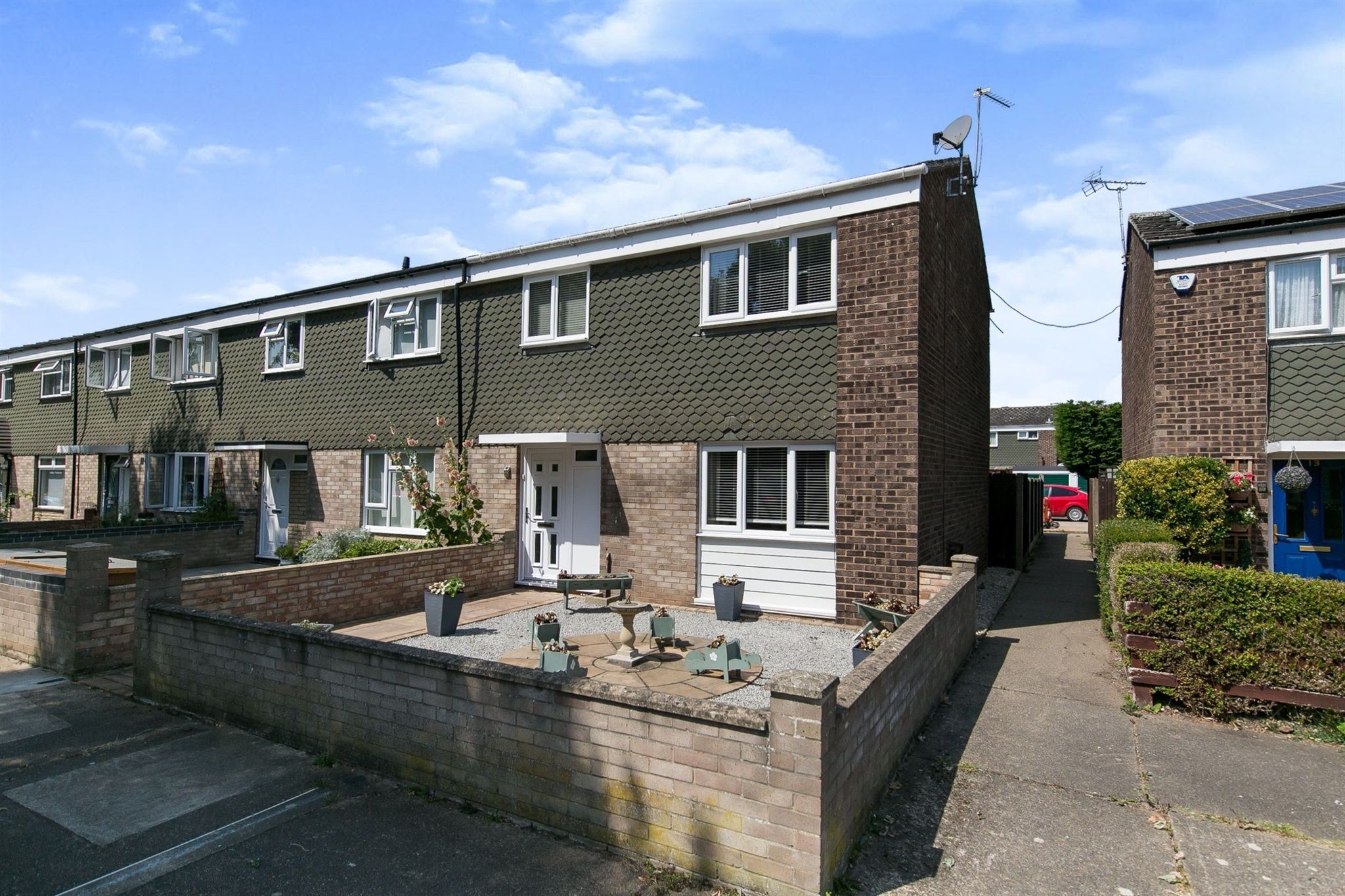 3 bed end terrace house for sale in Lord Holland Road, Colchester CO2