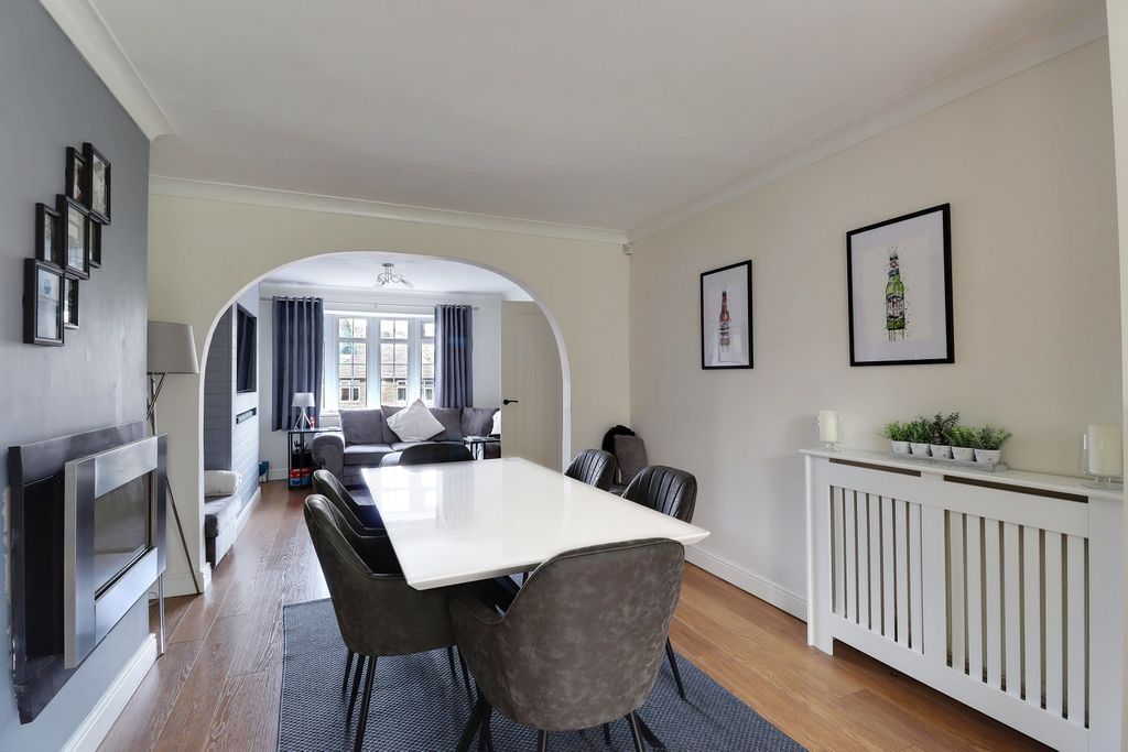 3 bed semidetached house for sale in Greenwood Road, Nottingham NG3