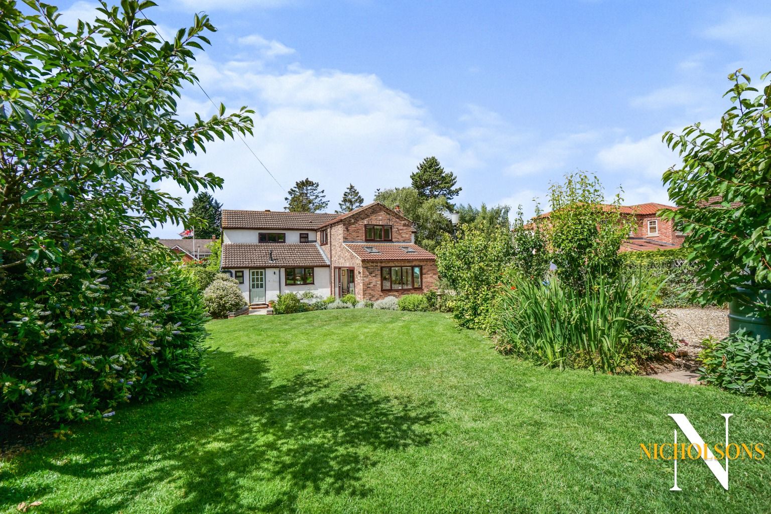 4 bed detached house for sale in Main Street, Hayton, Retford