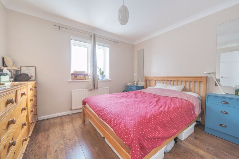 2 bed flat to rent in Tavern Court, Fernhurst, Haslemere GU27 Zoopla