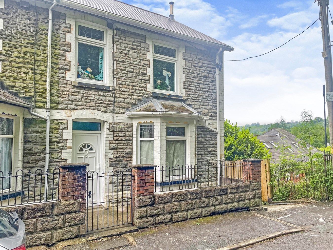 4 bed end terrace house for sale in Woodland Terrace, Aberbeeg