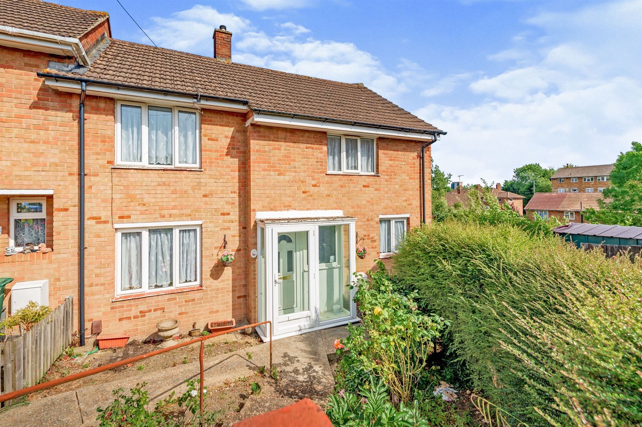 3 bed end terrace house for sale in Copley Close, Redhill RH1 Zoopla
