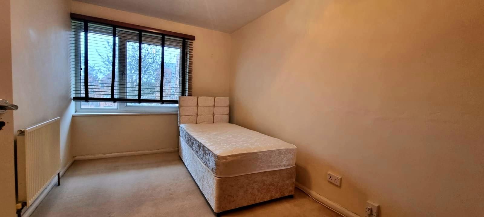 1 bed property to rent in Longwood Road, Hertford SG14 Zoopla