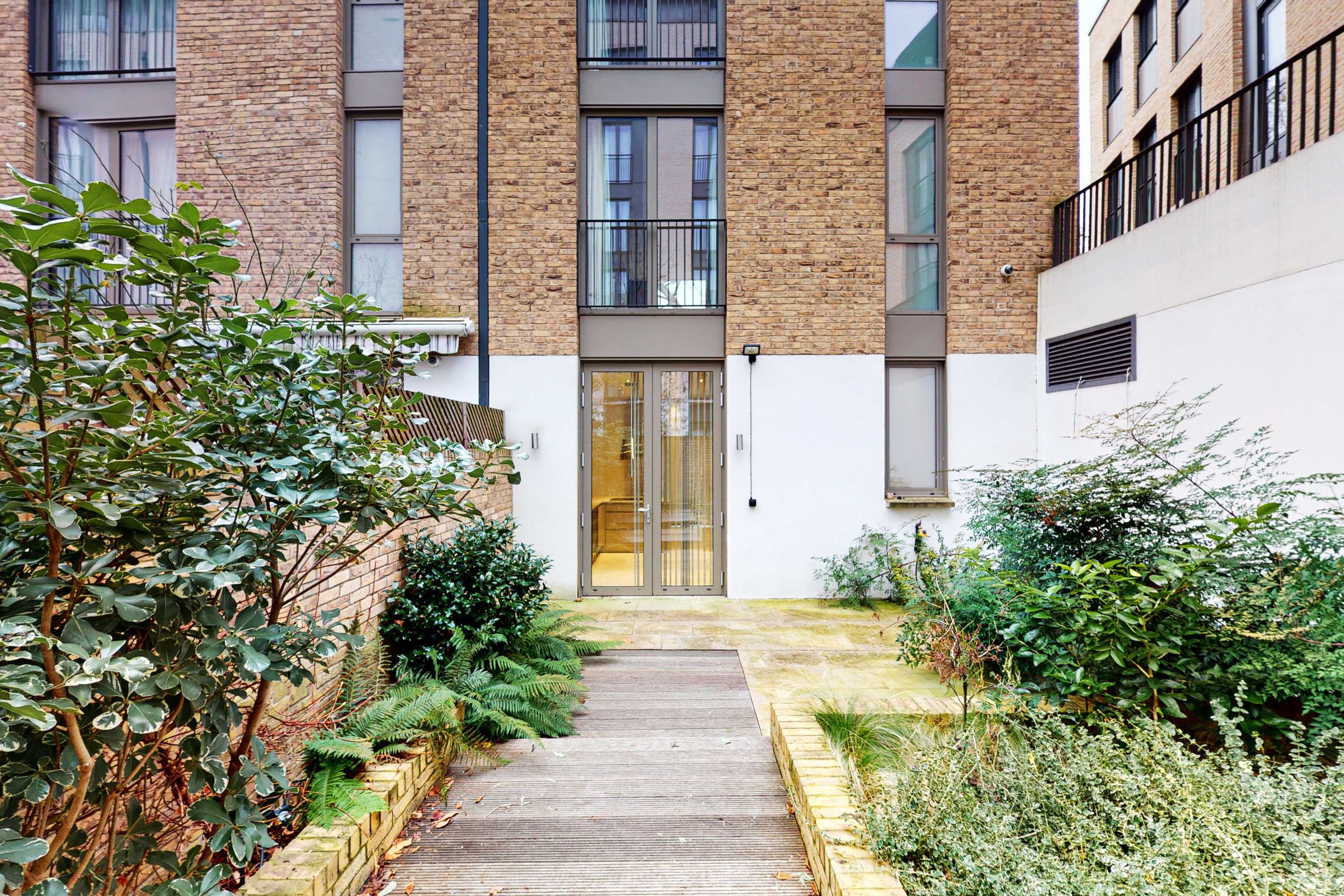 3 bed terraced house for sale in Bonchurch Road, London W10 Zoopla