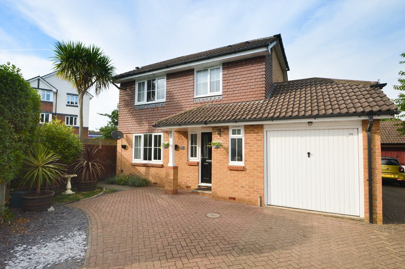 3 bed detached house for sale in Roydon Court, WaltonOnThames KT12