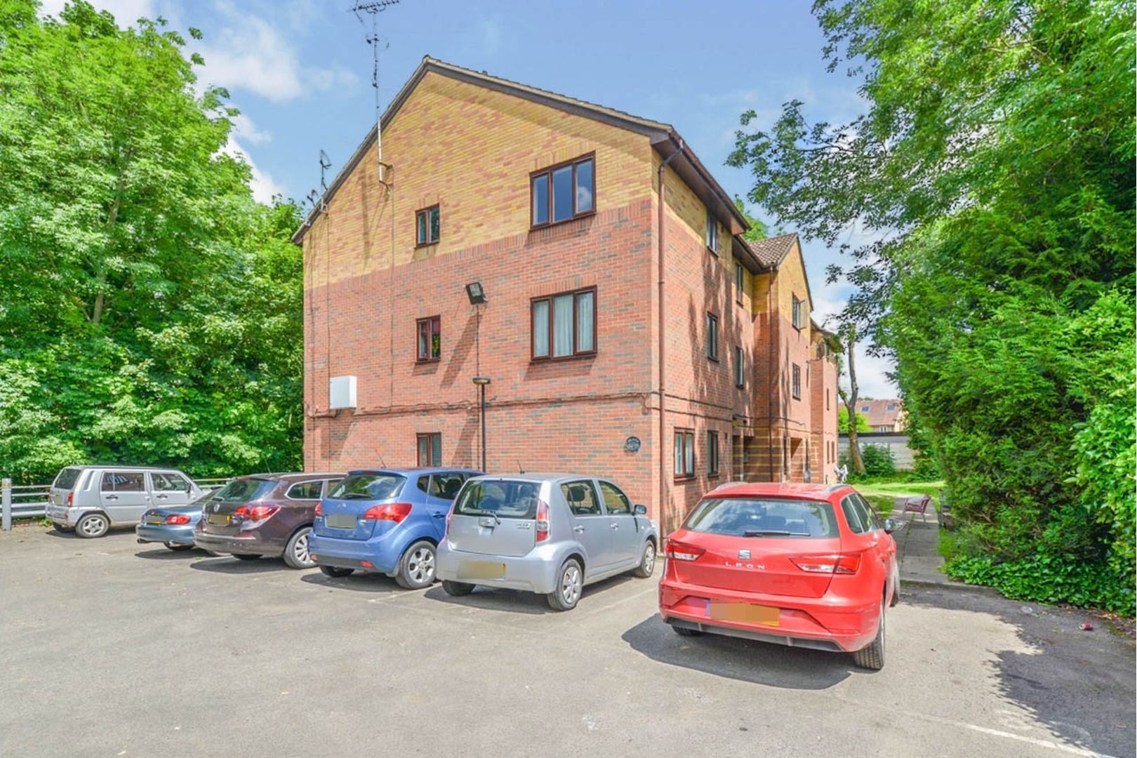 1 bed flat for sale in Glyn Avenue, EN4 Zoopla