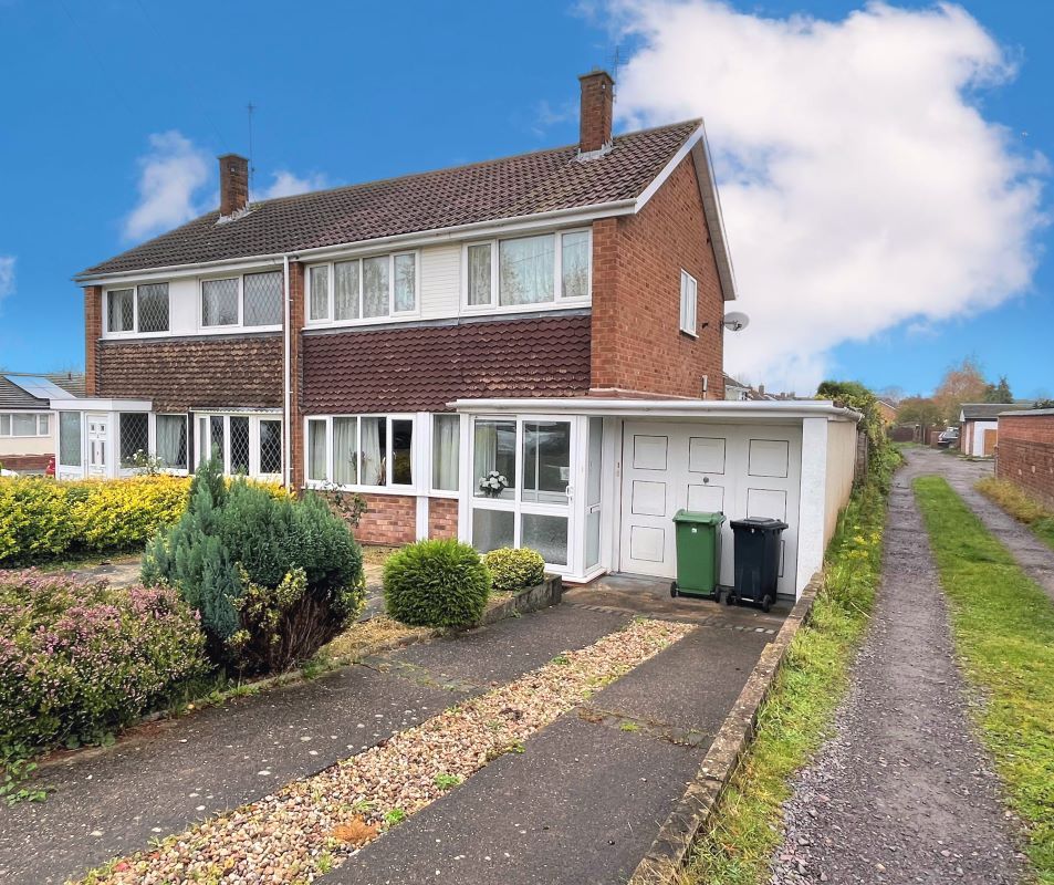 3 bed semidetached house for sale in 1 Holly Bush Lane, Amblecote