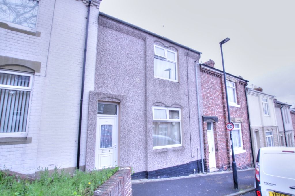 2 bed flat for sale in Davison Street, Newburn, Newcastle Upon Tyne