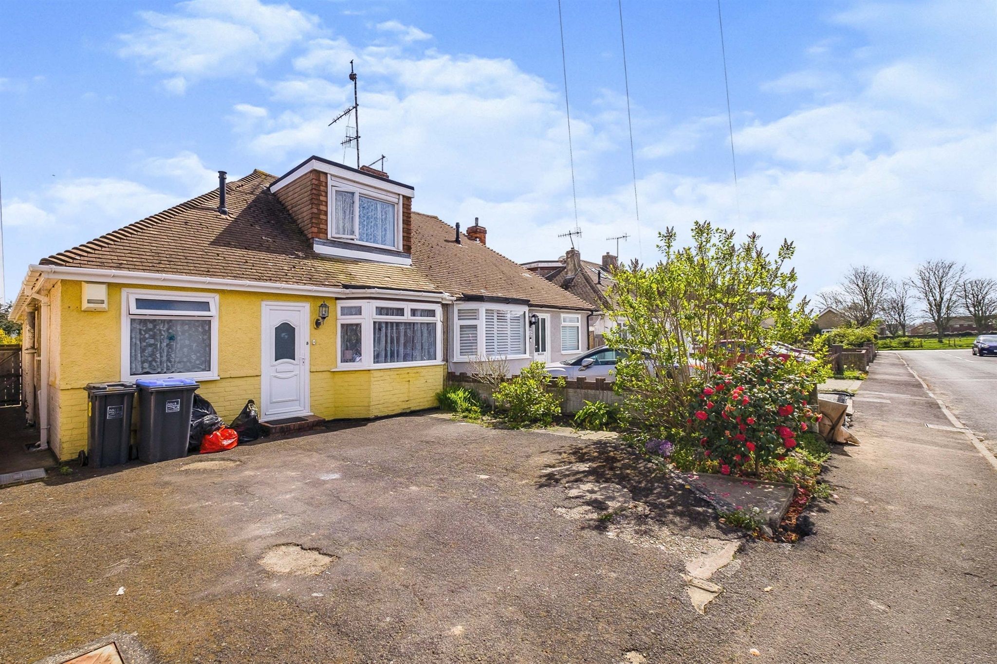 3 bed bungalow for sale in Grafton Gardens, Sompting, Lancing BN15 Zoopla