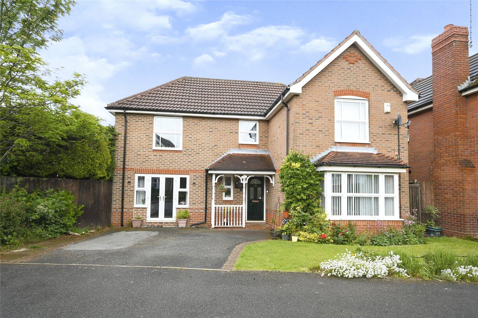4 bed detached house for sale in Coalfield Close, SuttonInAshfield