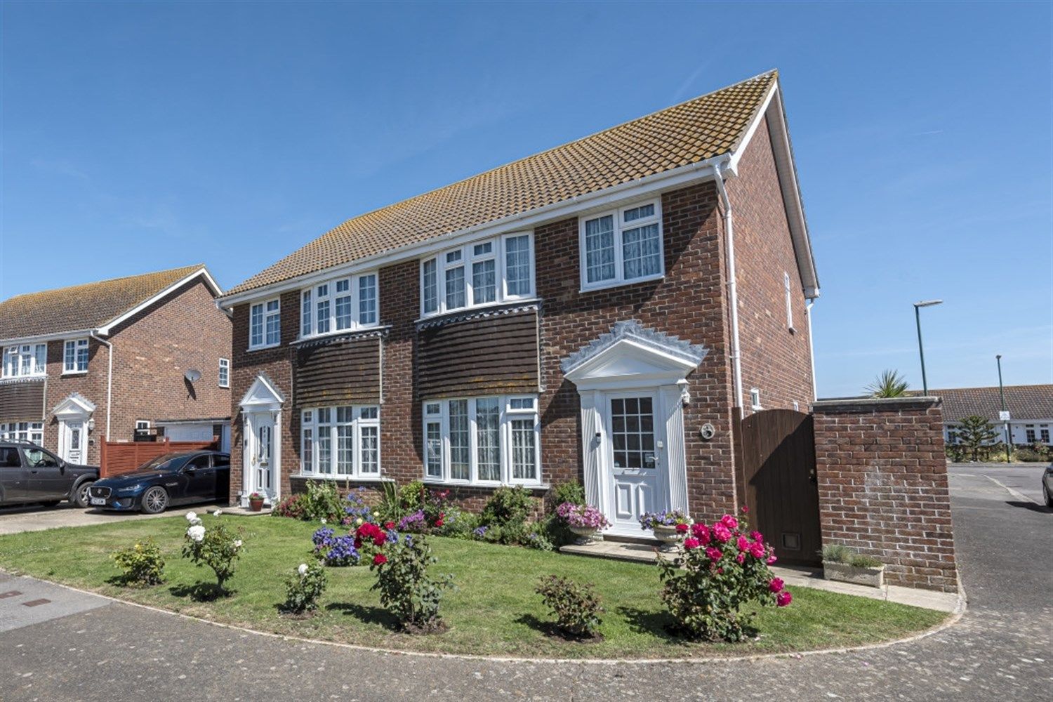3 bed semidetached house for sale in Cambridge Avenue, West Wittering