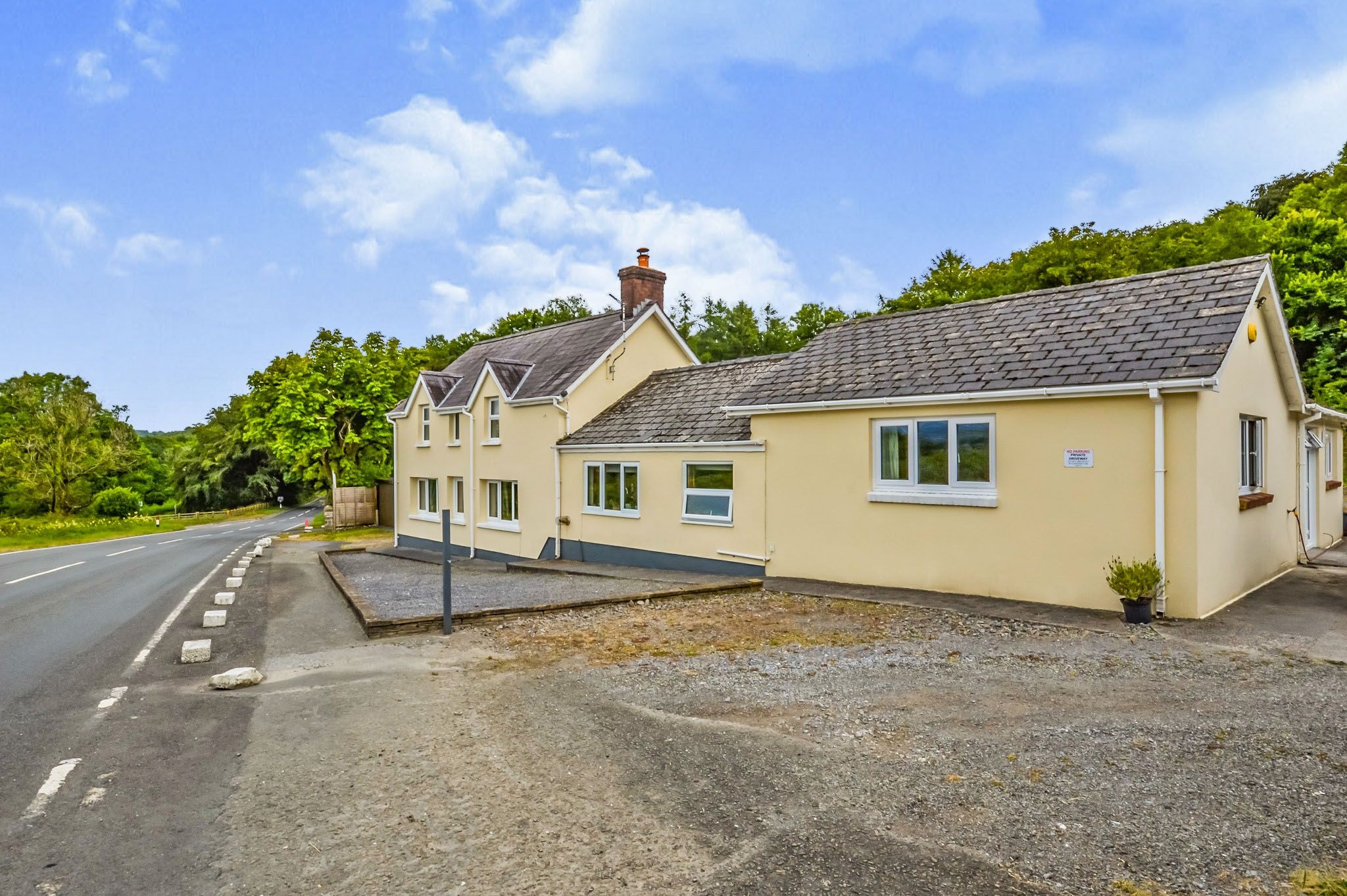 4 bed detached house for sale in Nantgaredig, Carmarthen SA32 Zoopla