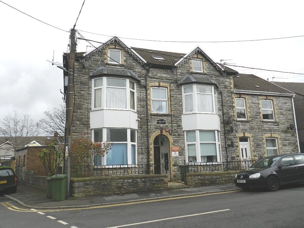 Block of flats for sale in School Street, Pontyclun CF72 Zoopla