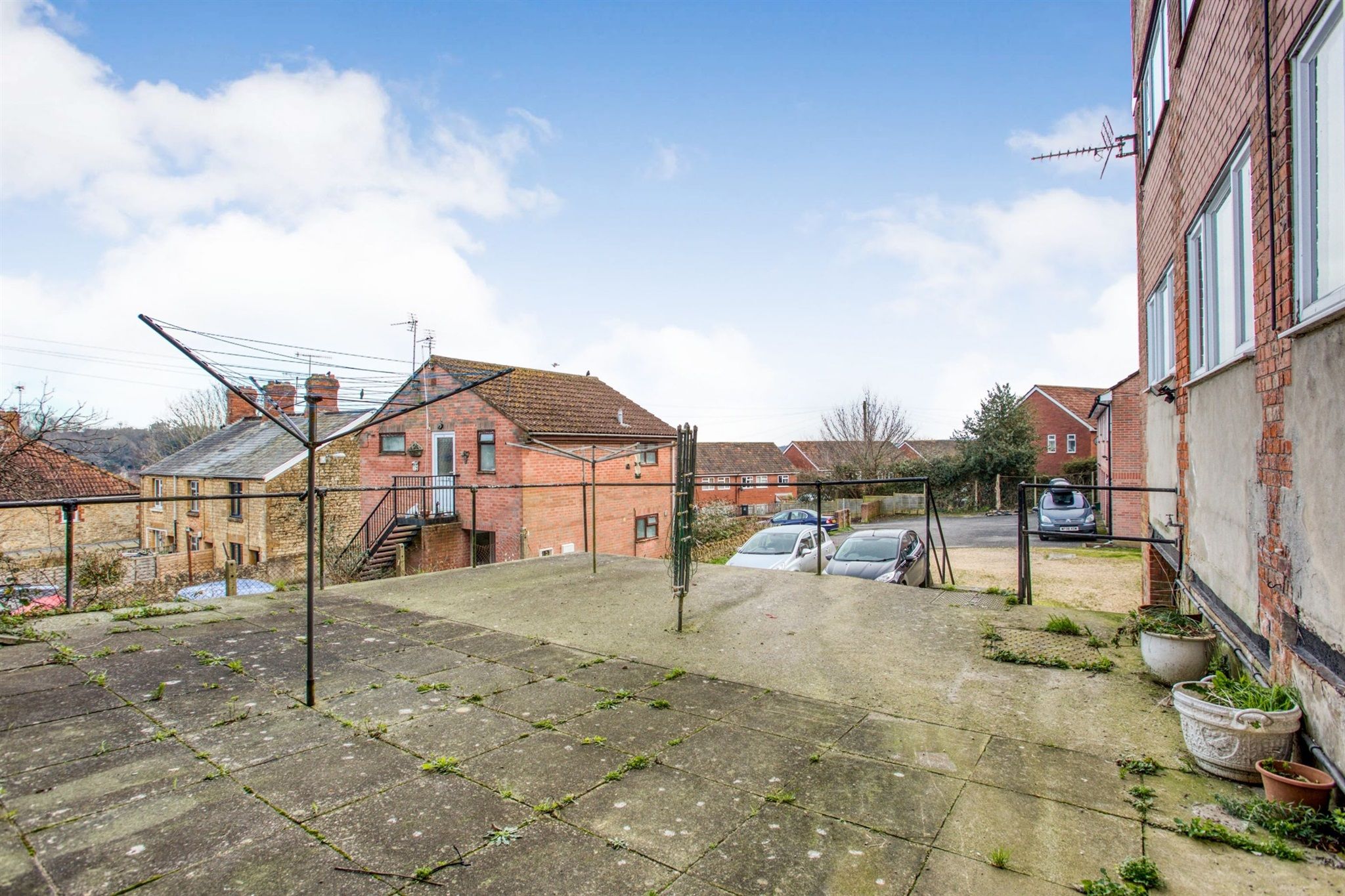 2 bed flat for sale in Dairy Court, Crewkerne TA18 Zoopla