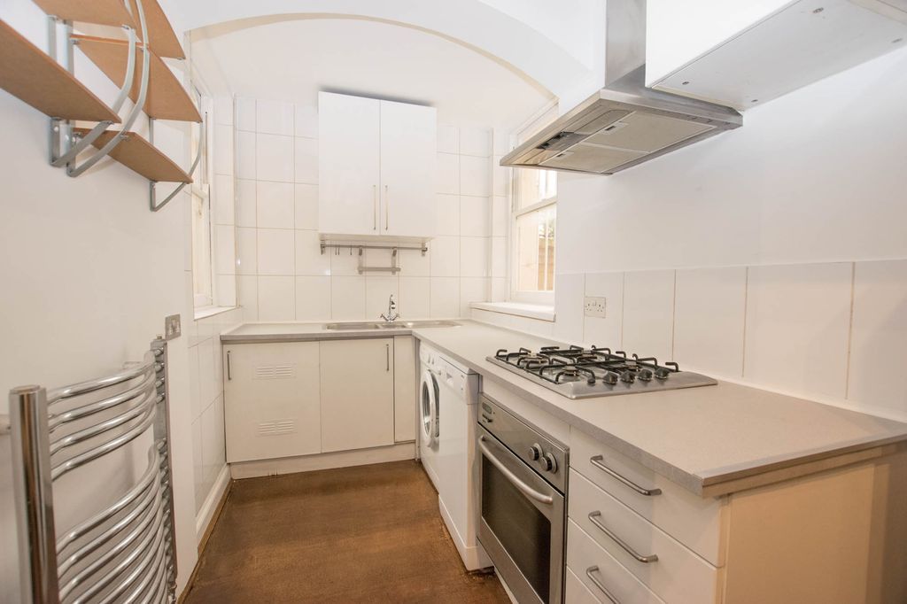 1 bed flat to rent in Streatham High Road, London SW16 Zoopla