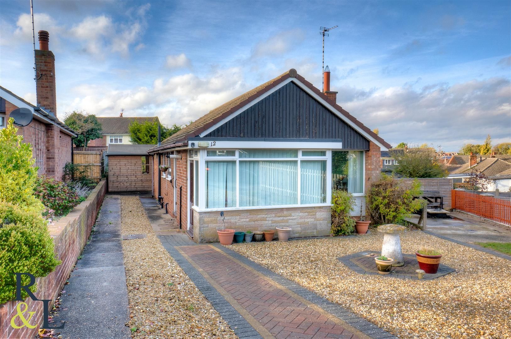 3 Bed Detached Bungalow For Sale In Covert Close Keyworth Nottingham