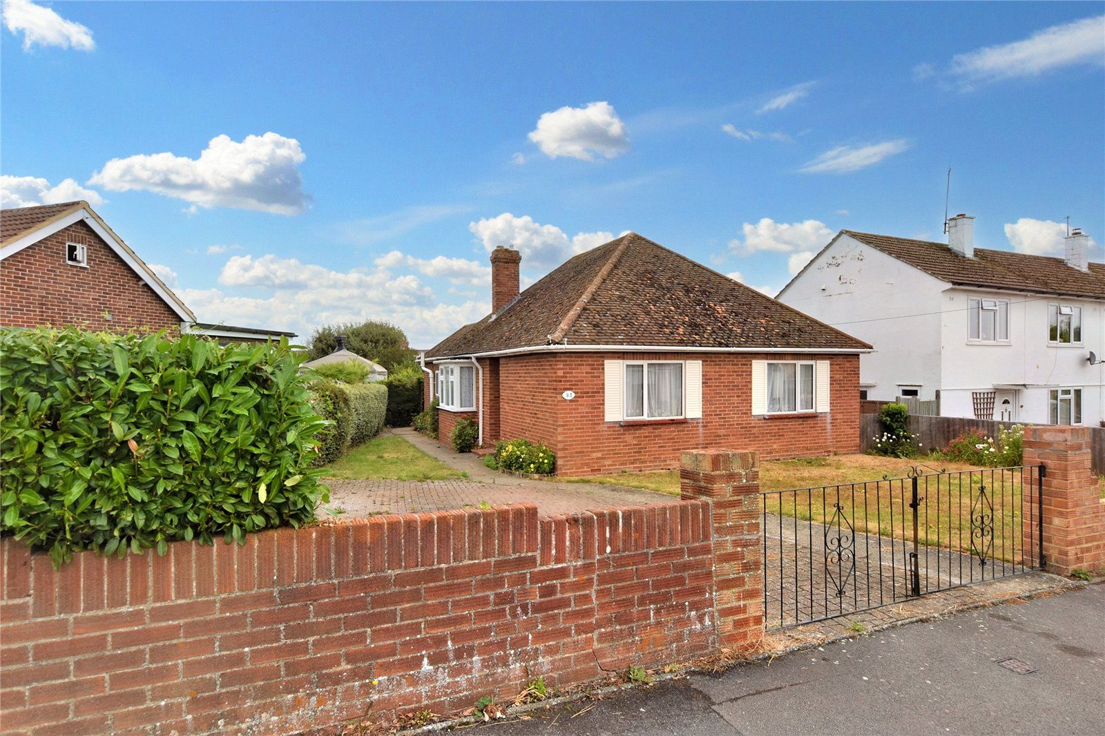 4 bed bungalow for sale in Edinburgh Drive, Didcot OX11 Zoopla