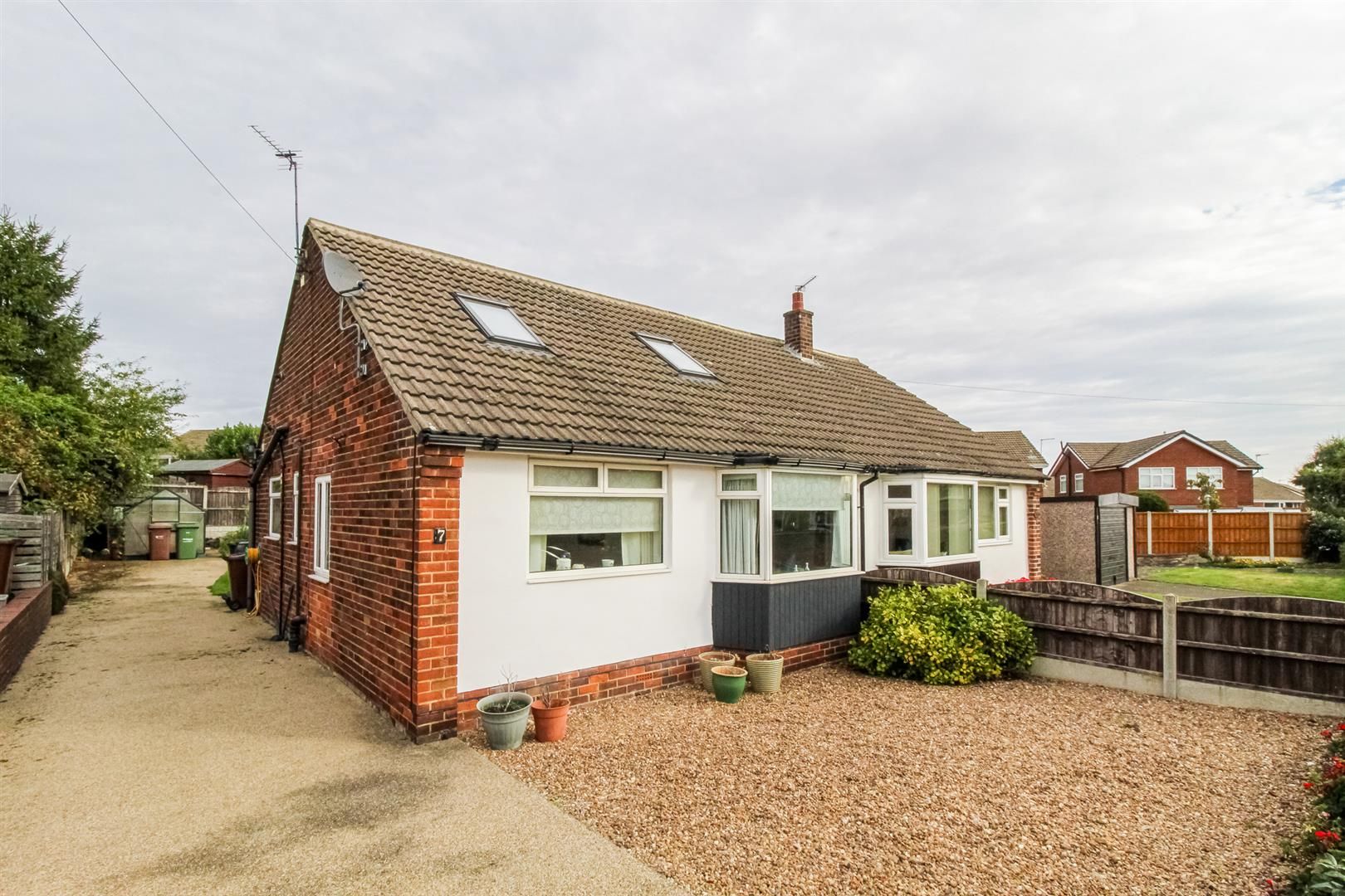 2 bed semidetached bungalow for sale in Greatfield Road, Ossett WF5