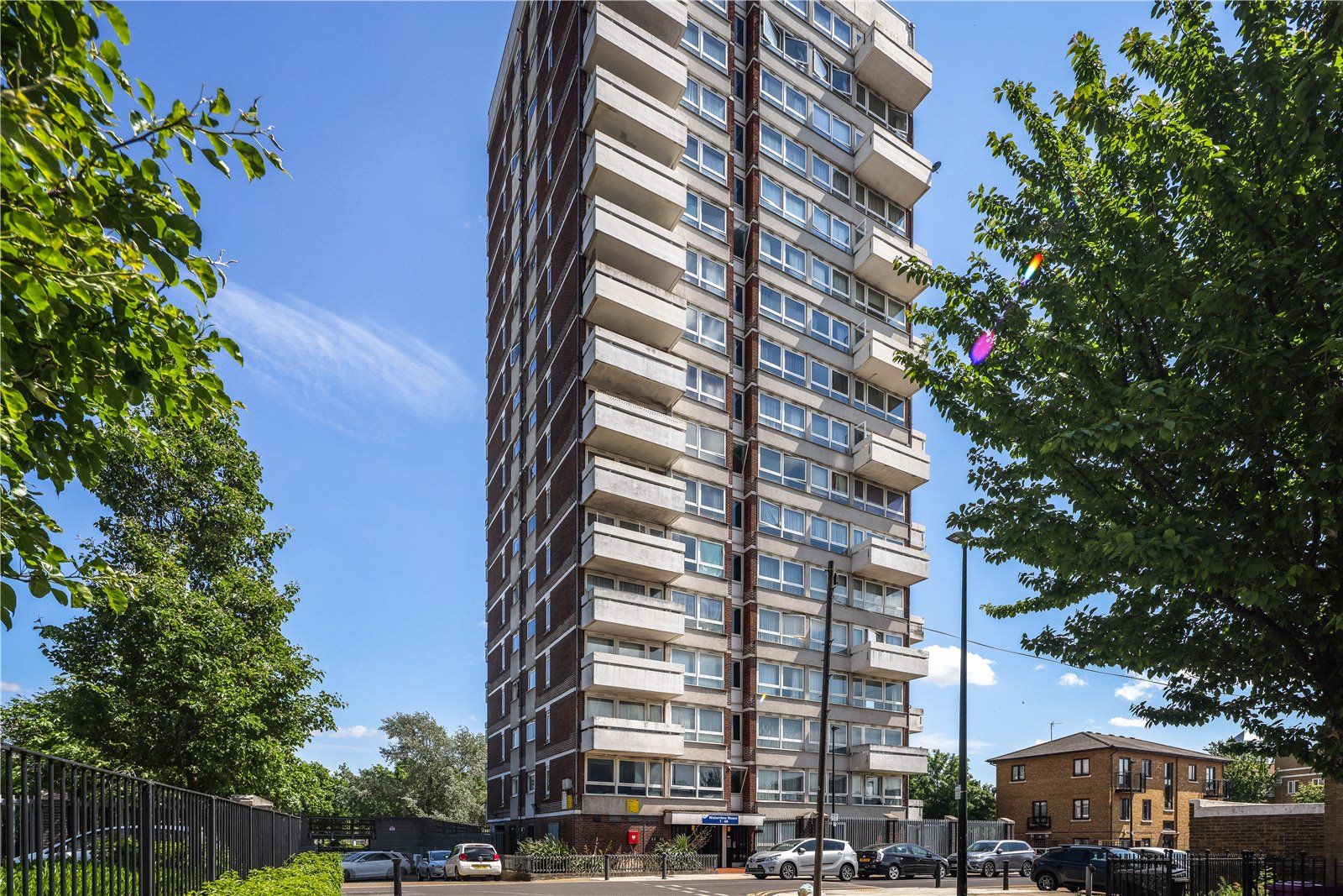 1 bed flat for sale in Waterview House, Carr Street, London E14 Zoopla
