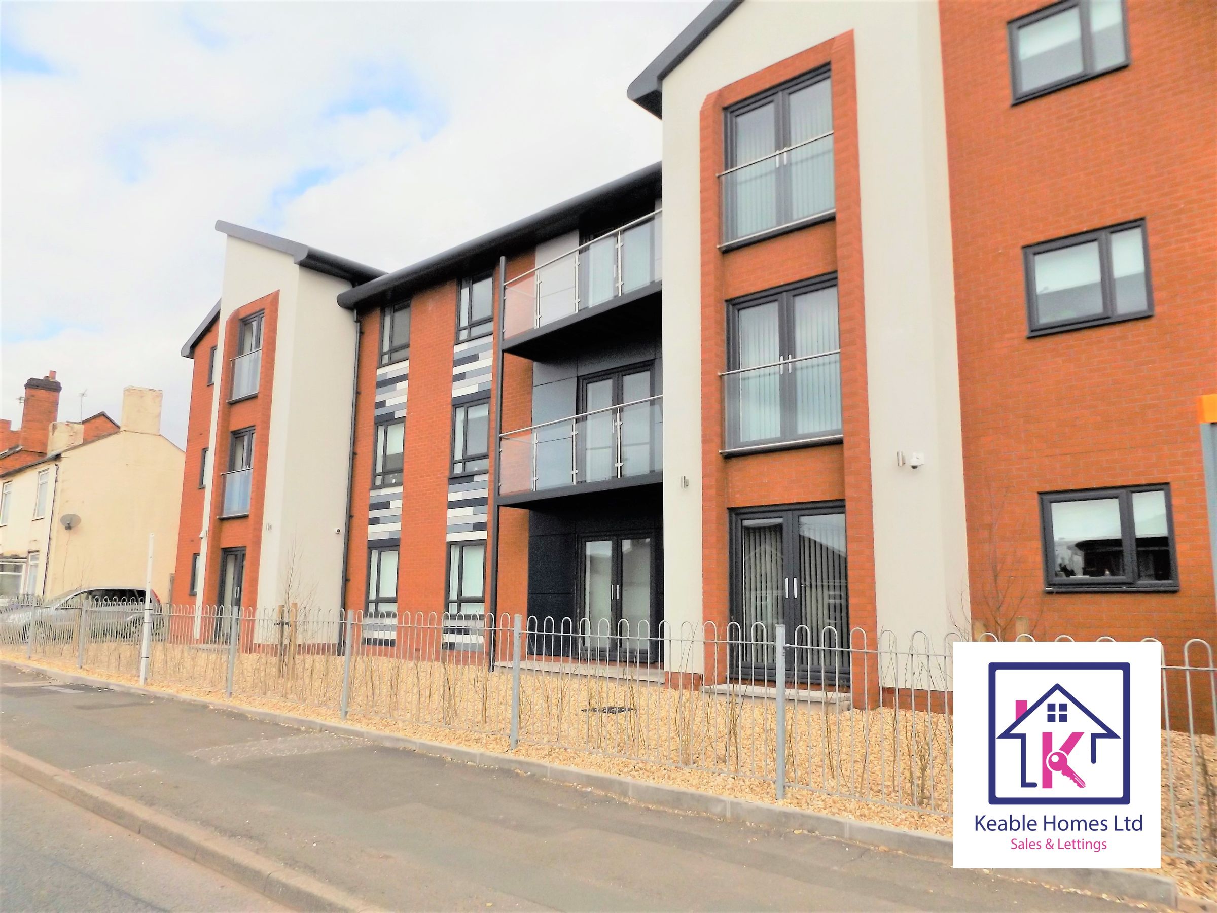 2 bed flat to rent in Watling Street, Bridgtown, Cannock WS11 Zoopla