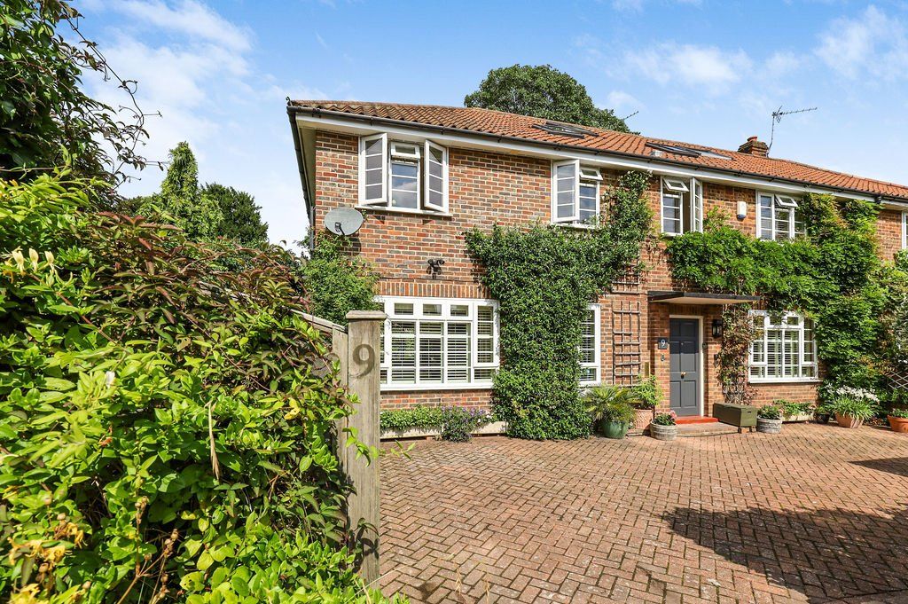 Lancaster Road, Wimbledon Village, London SW19