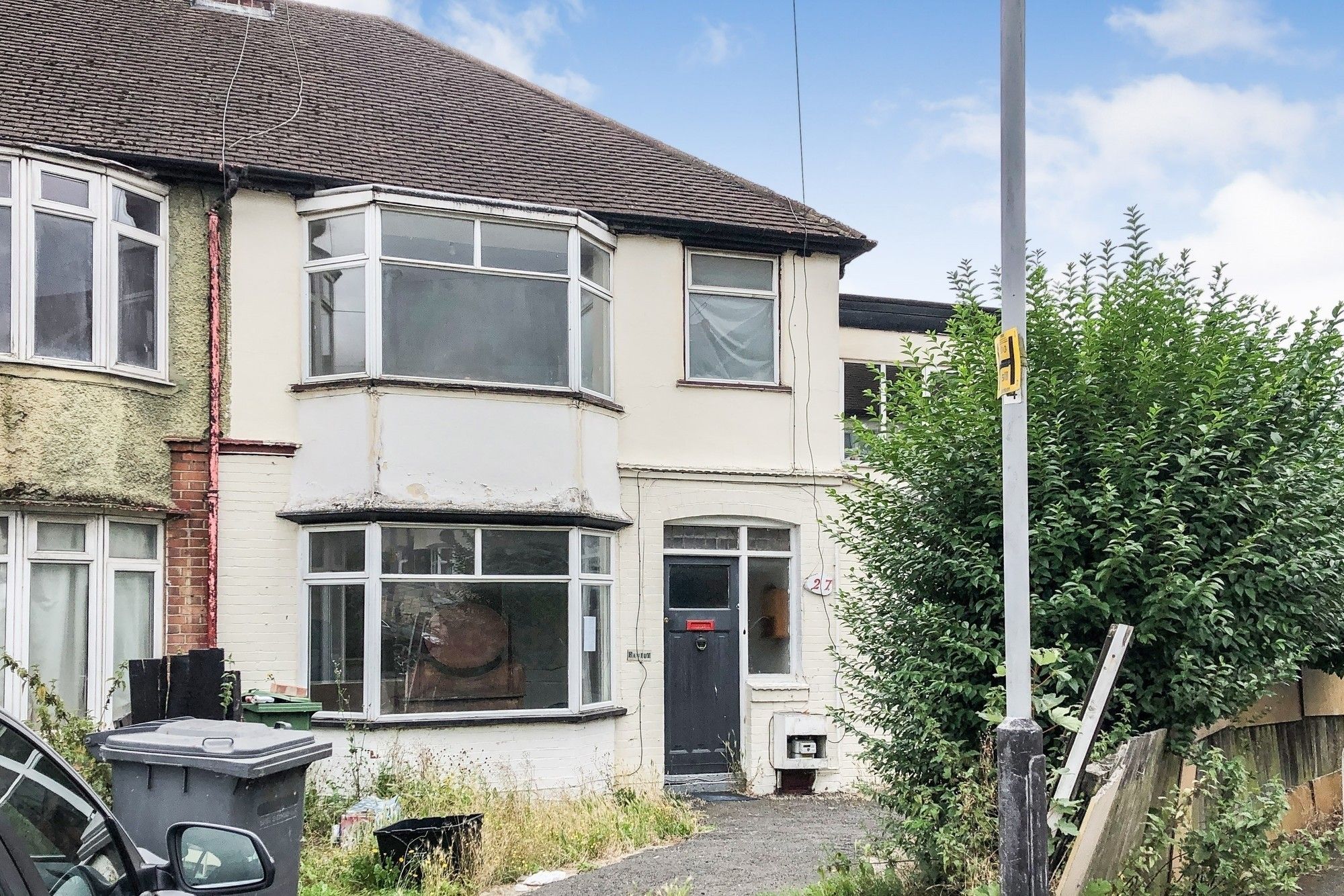 Dunstable Close, Luton LU4  