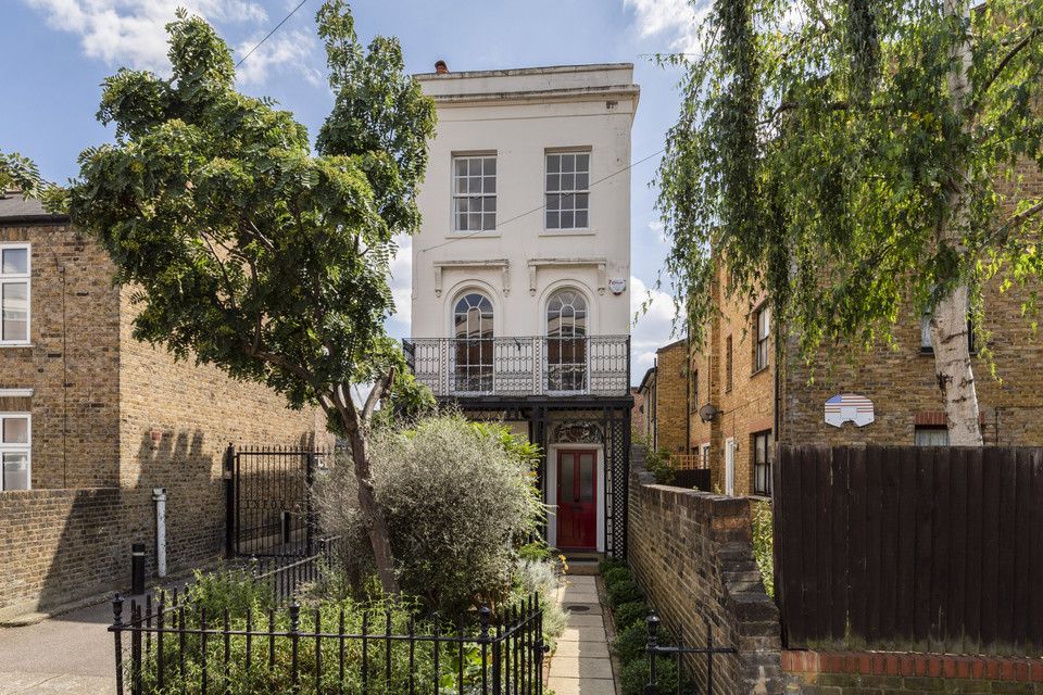 Commercial Way, Peckham SE15  