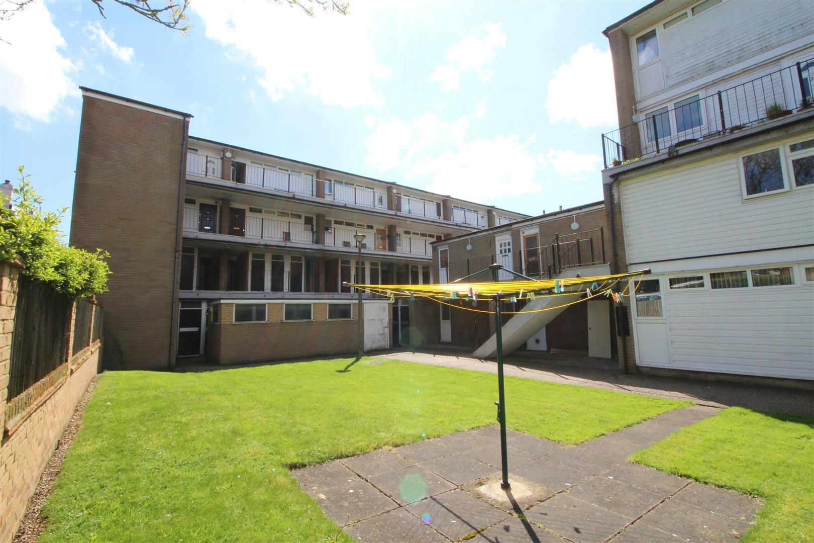1 bed flat for sale in High Street, Elstree, Borehamwood WD6 Zoopla