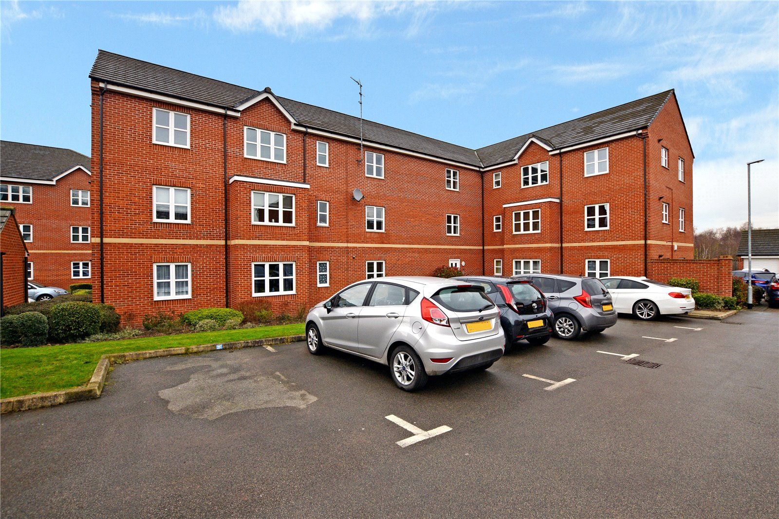 1 Bed Flat For Sale In 2 Newsome Court Bronte Close East Ardsley Wakefield Wf3 Zoopla 1 Bed Flat For Sale In 2 Newsome Court Bronte Close East Ardsley Wakefield Wf3 Zoopla