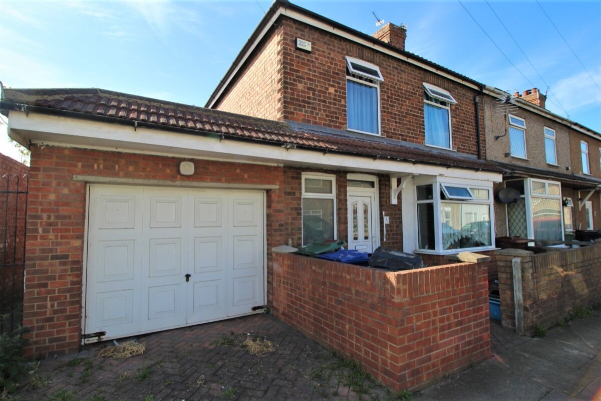 3 bed terraced house for sale in Clavering Street, Grimsby DN31 Zoopla