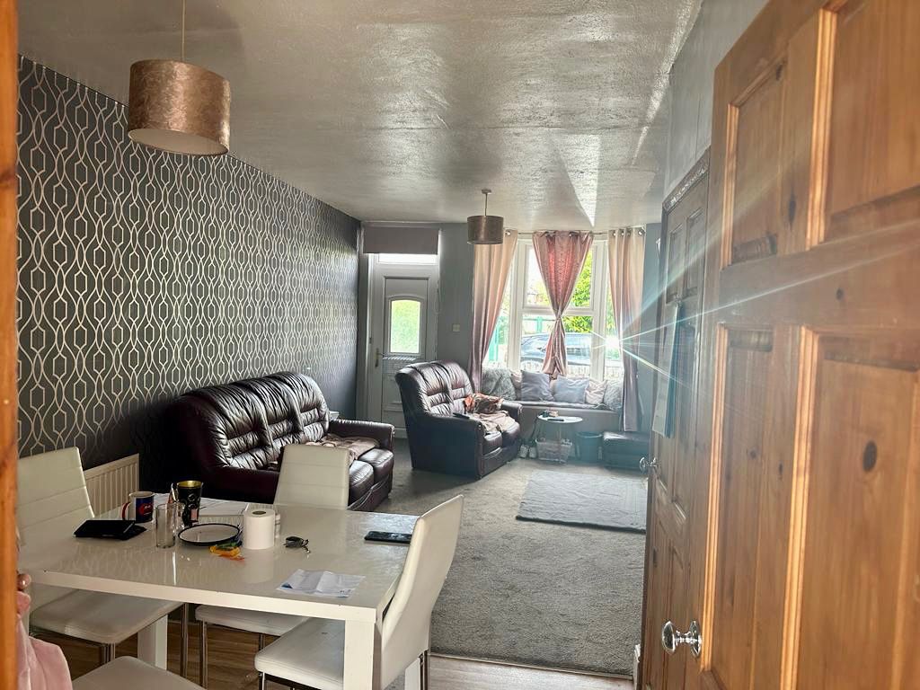 3 bed terraced house for sale in Broomhill Road, Bulwell, Nottingham