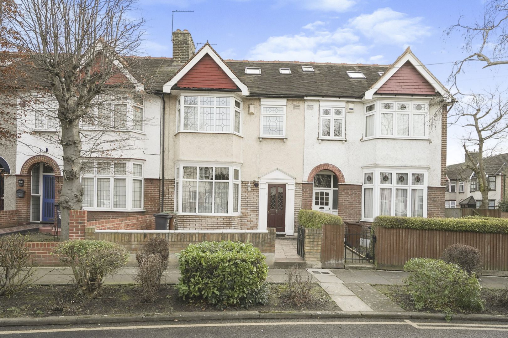 4 bed terraced house for sale in Cranleigh Gardens, Barking IG11 Zoopla