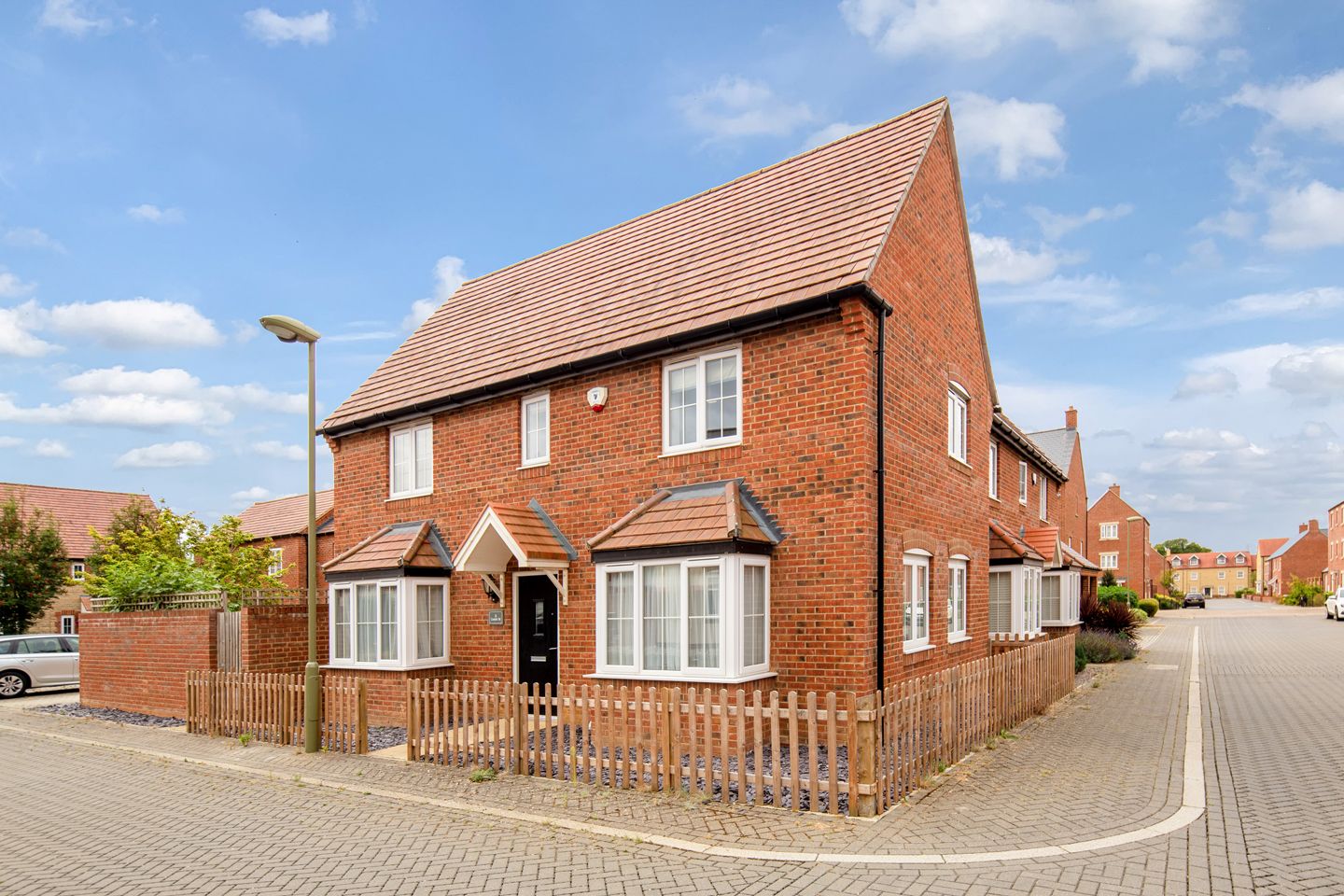 3 bed semidetached house for sale in Launton Road Retail, Launton Road