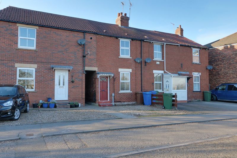 2 bed terraced house to rent in Victoria Road, Beverley HU17 Zoopla
