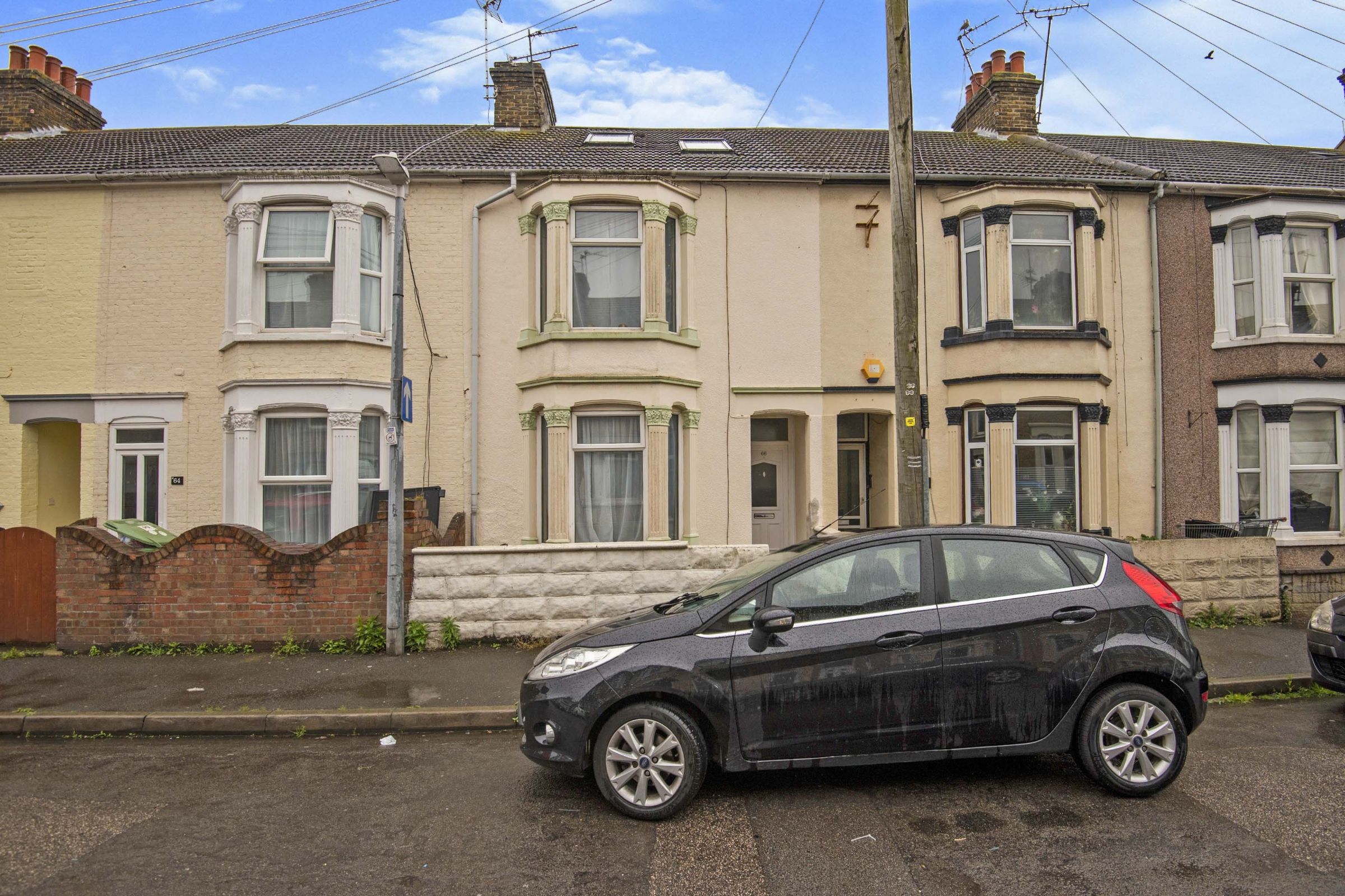 3 bed terraced house for sale in Alexandra Road, Sheerness ME12 Zoopla