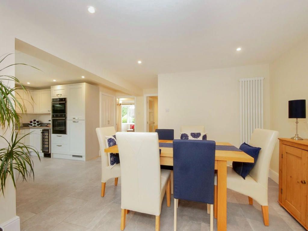 4 bed semidetached house for sale in Plantation Way, Wigginton, York