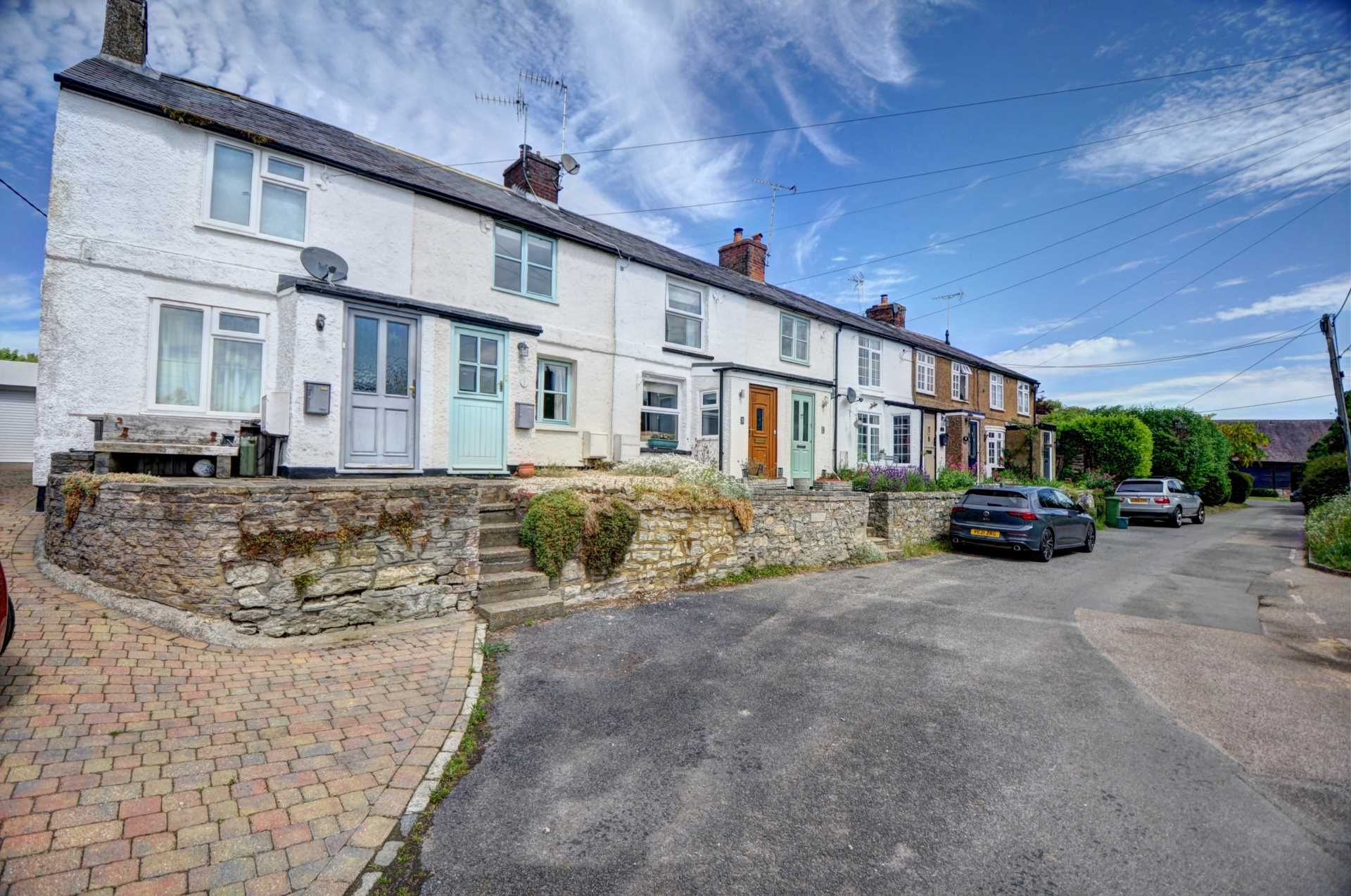 2 bed end terrace house for sale in Upton, Aylesbury HP17 Zoopla