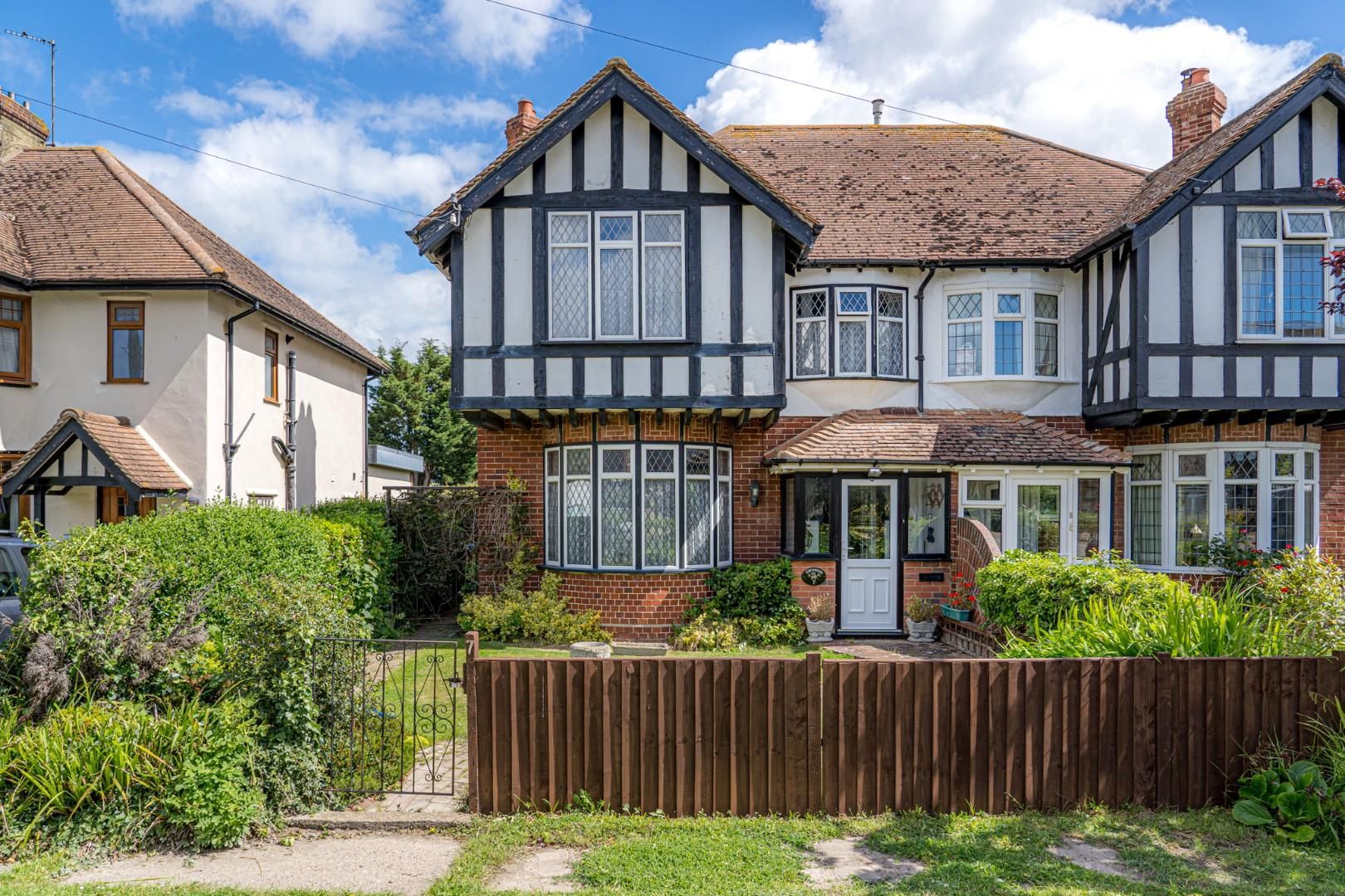 3 bed semidetached house for sale in Thurston Park, Whitstable CT5
