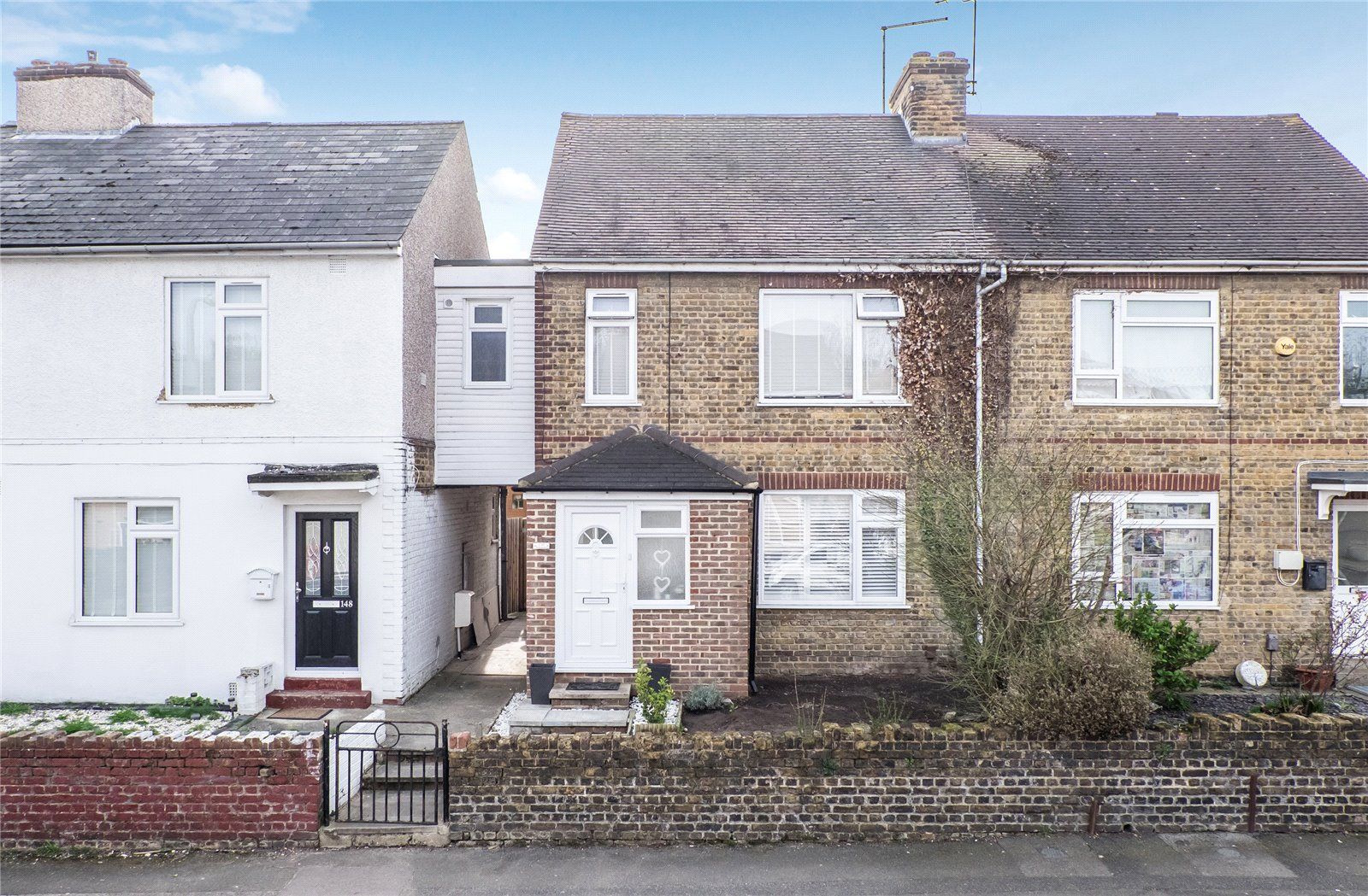 3 bed semidetached house for sale in Waterdales, Northfleet, Kent DA11 Zoopla