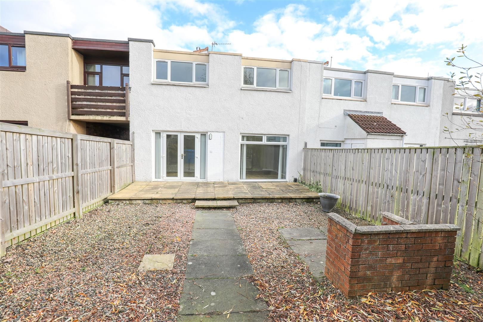 3 bed terraced house for sale in Dunbeath Drive, Glenrothes KY7 Zoopla
