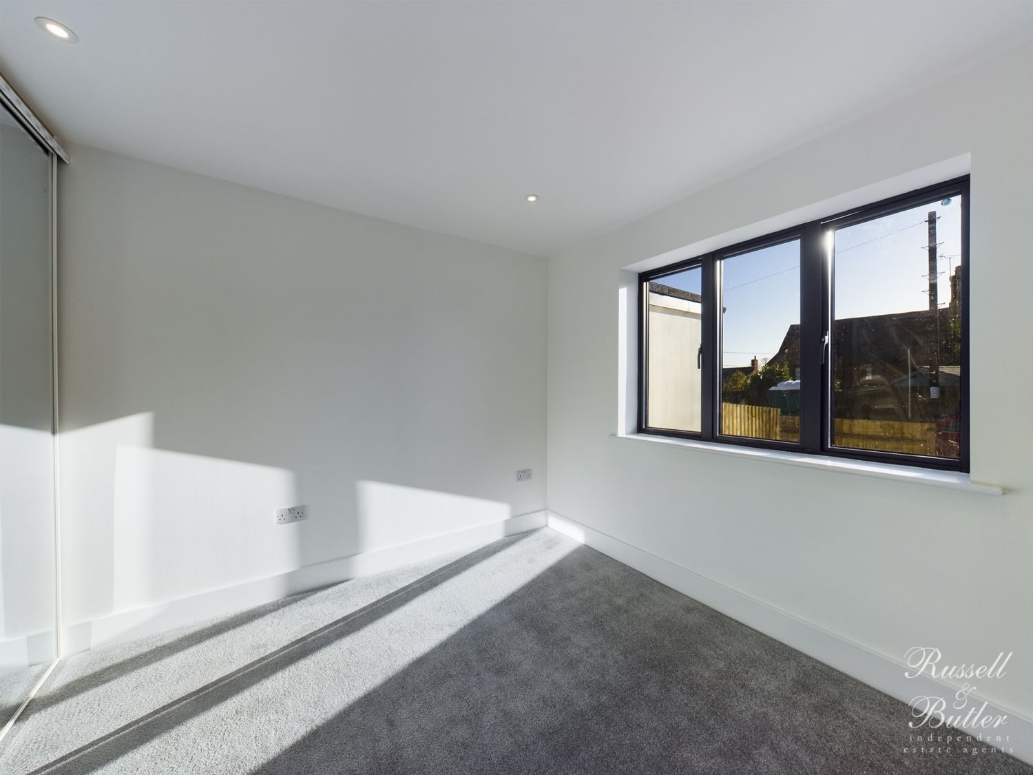 2 bed bungalow for sale in The Maltings, Chackmore, Buckingham MK18