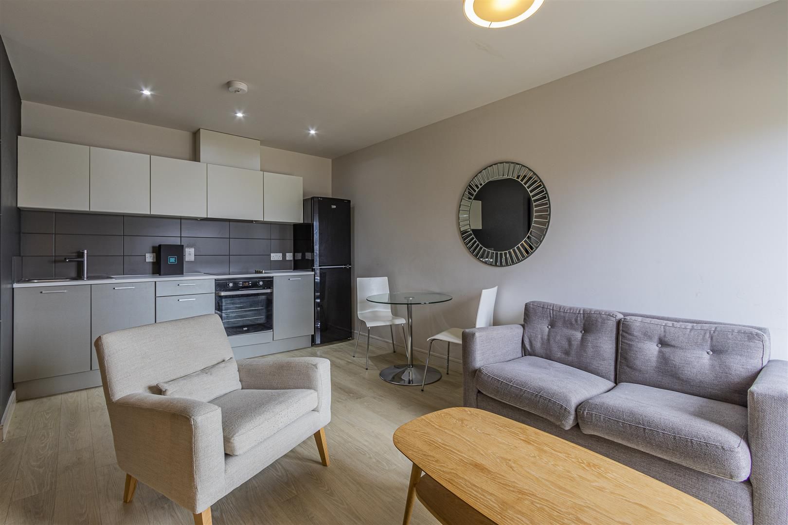 Dixie Apartments Bute Street Cardiff Bay CF10  