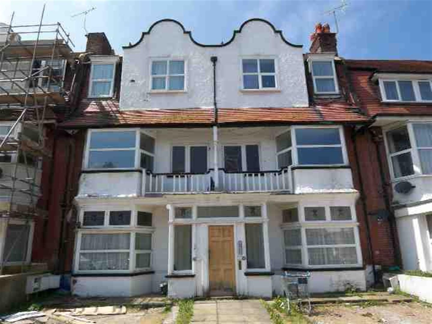 3 bed flat to rent in Surrey Road, Cliftonville, Margate CT9 Zoopla