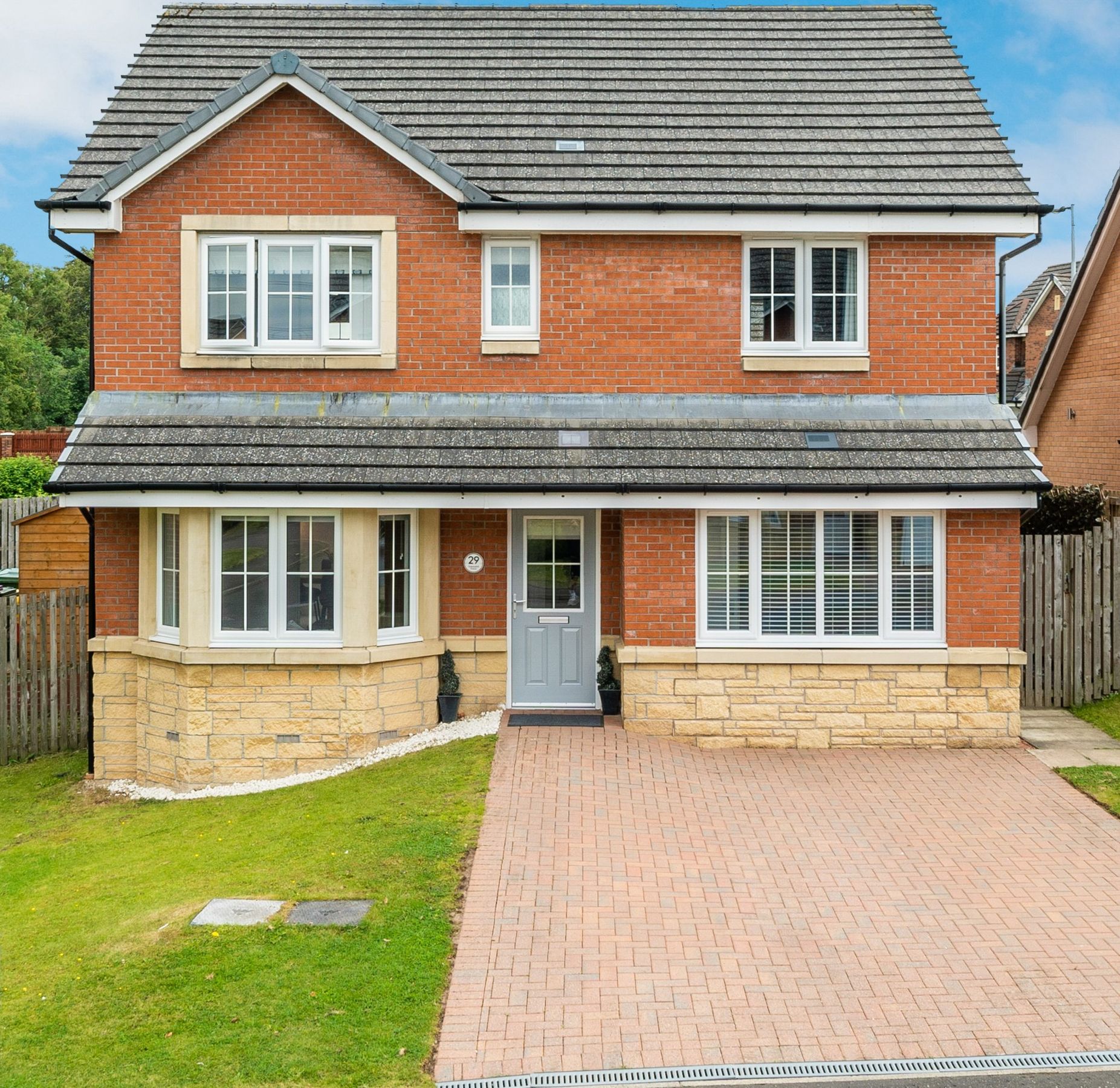 4 bed detached house for sale in Greenoakhill Avenue, Uddingston