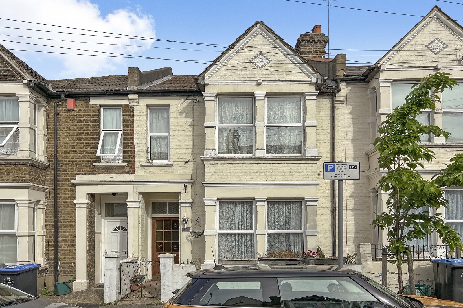 3 bed terraced house for sale in Gardens, Harlesden NW10 Zoopla