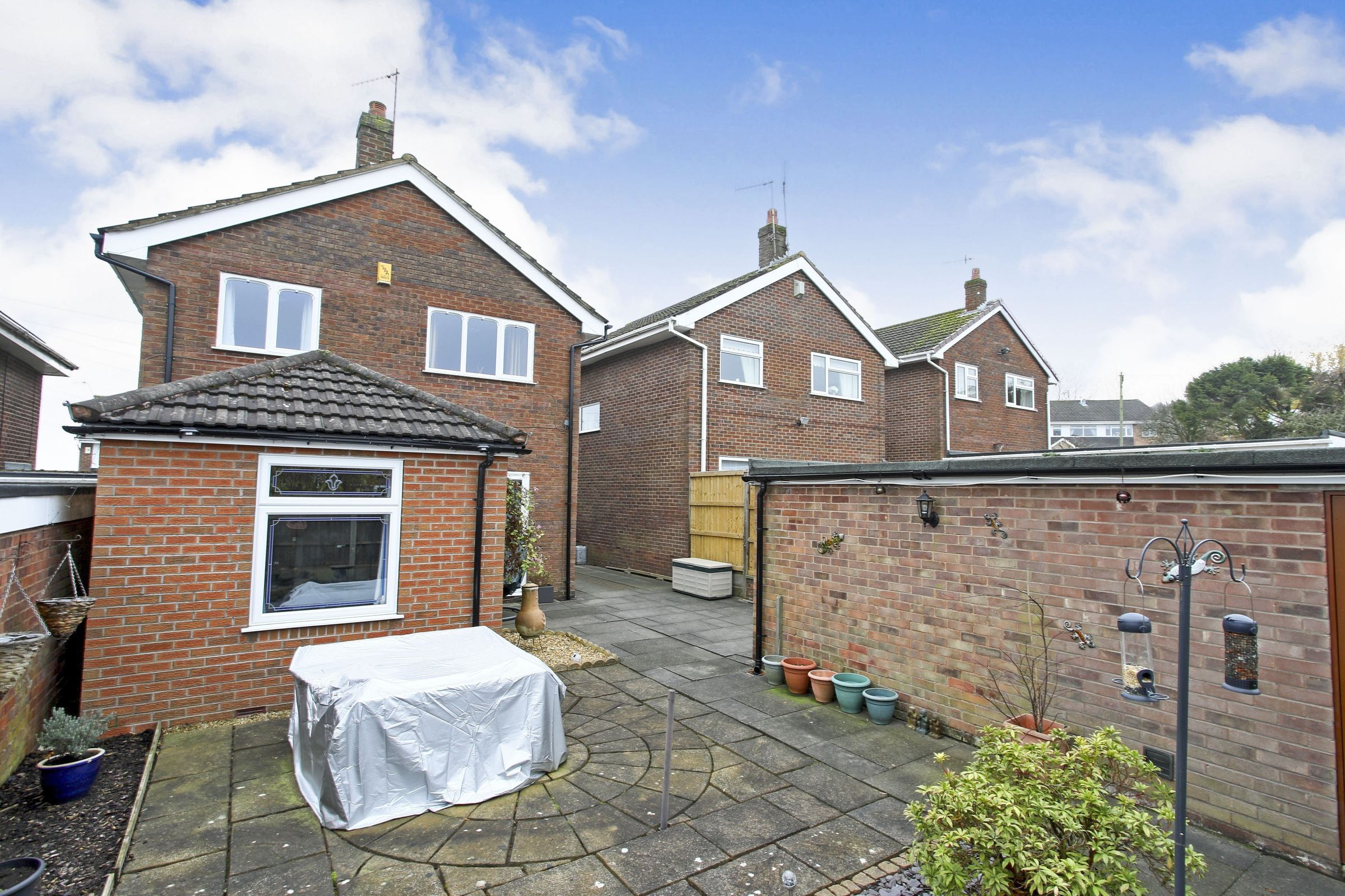 3 bed detached house for sale in Ashbourne Drive, Silverdale, Newcastle