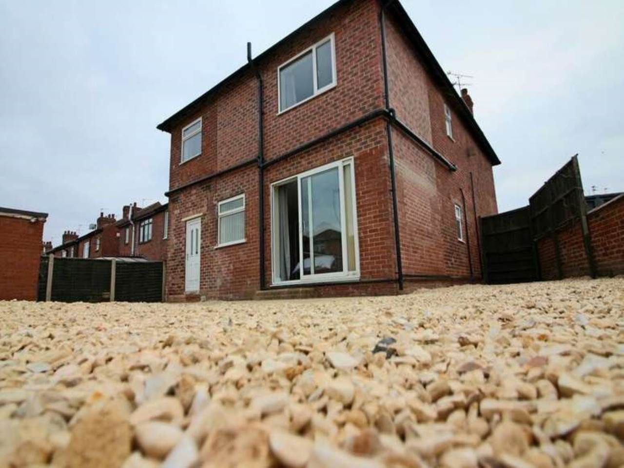 1 bed flat to rent in St Helens Road, Hyde Park, Doncaster DN4 Zoopla