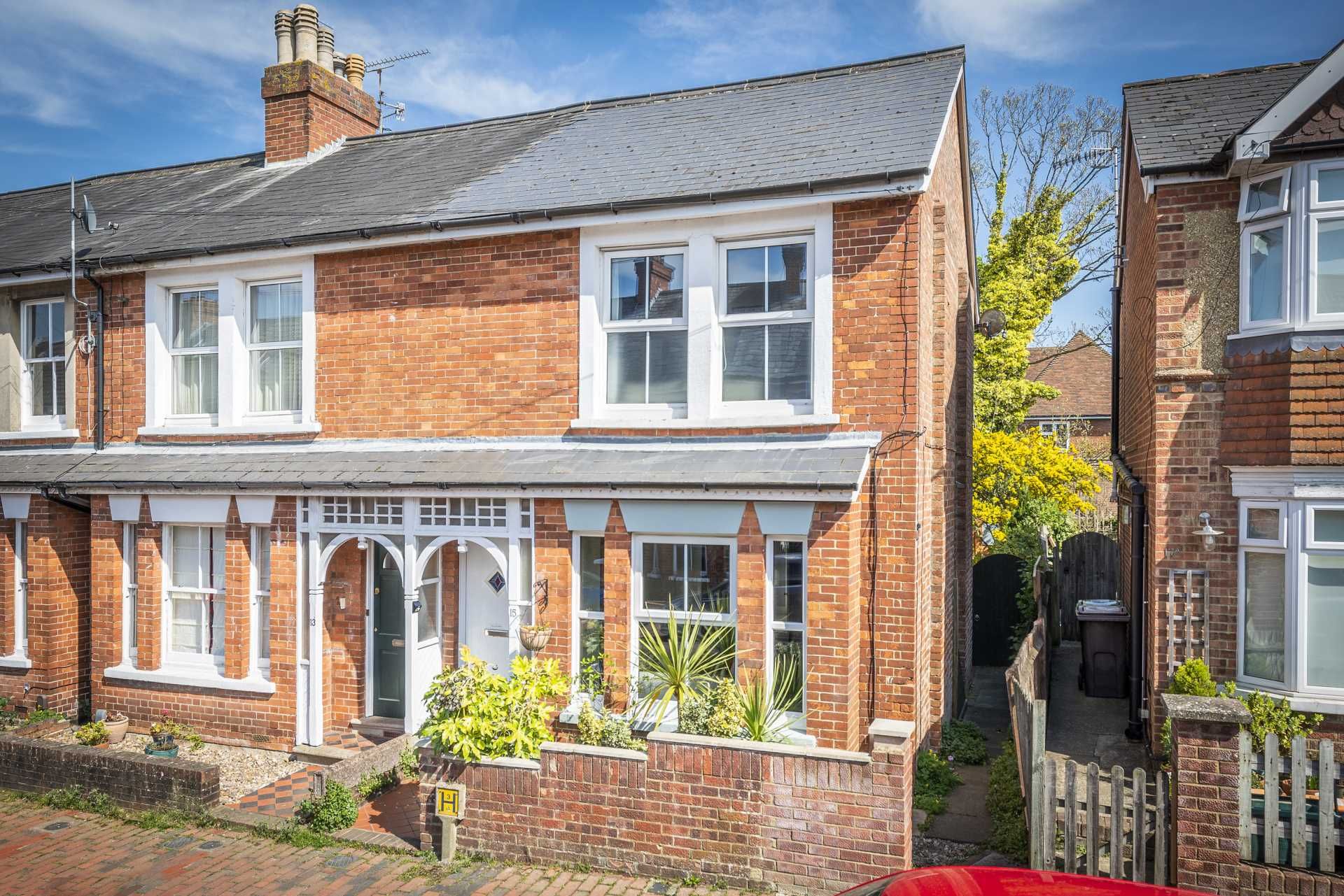 3 bed end terrace house for sale in Whitefield Road, Tunbridge Wells